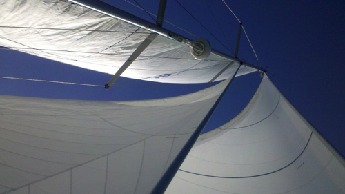 Hawkeye 3-Sail Reaching.jpg Hawkeye 3-Sail Reaching.jpg